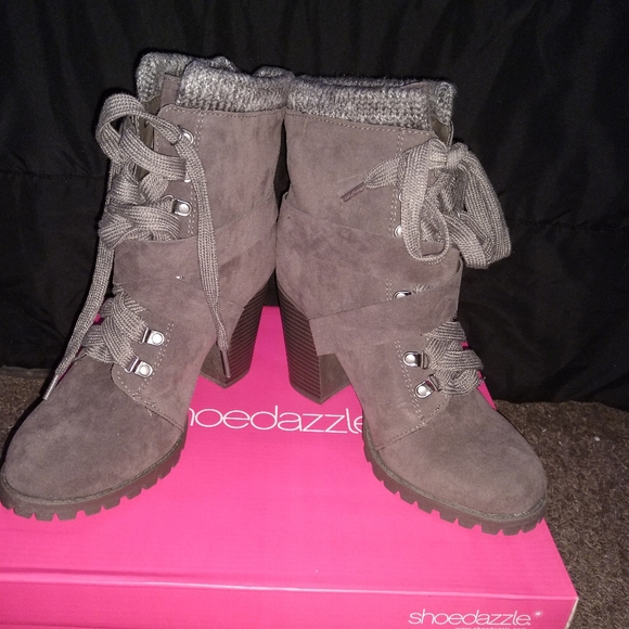 Gray booties - Picture 2 of 4